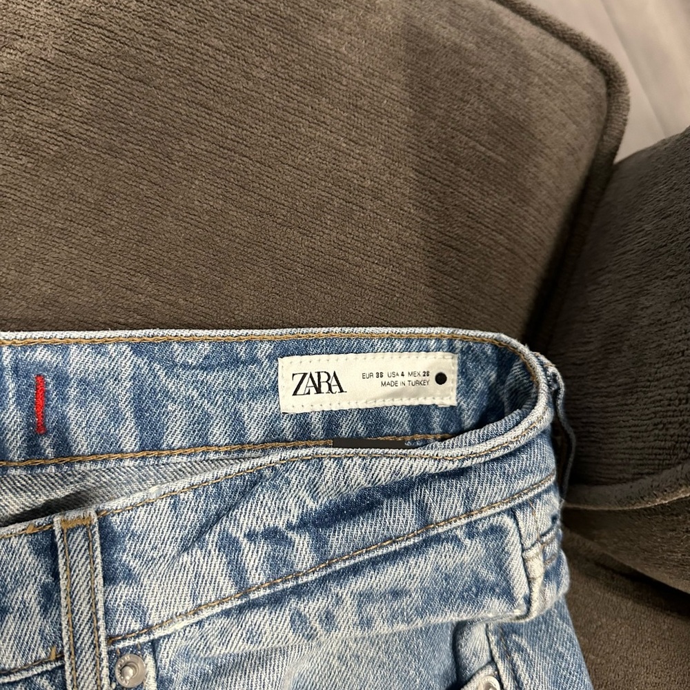 Zara baggy women jeans Sz 8